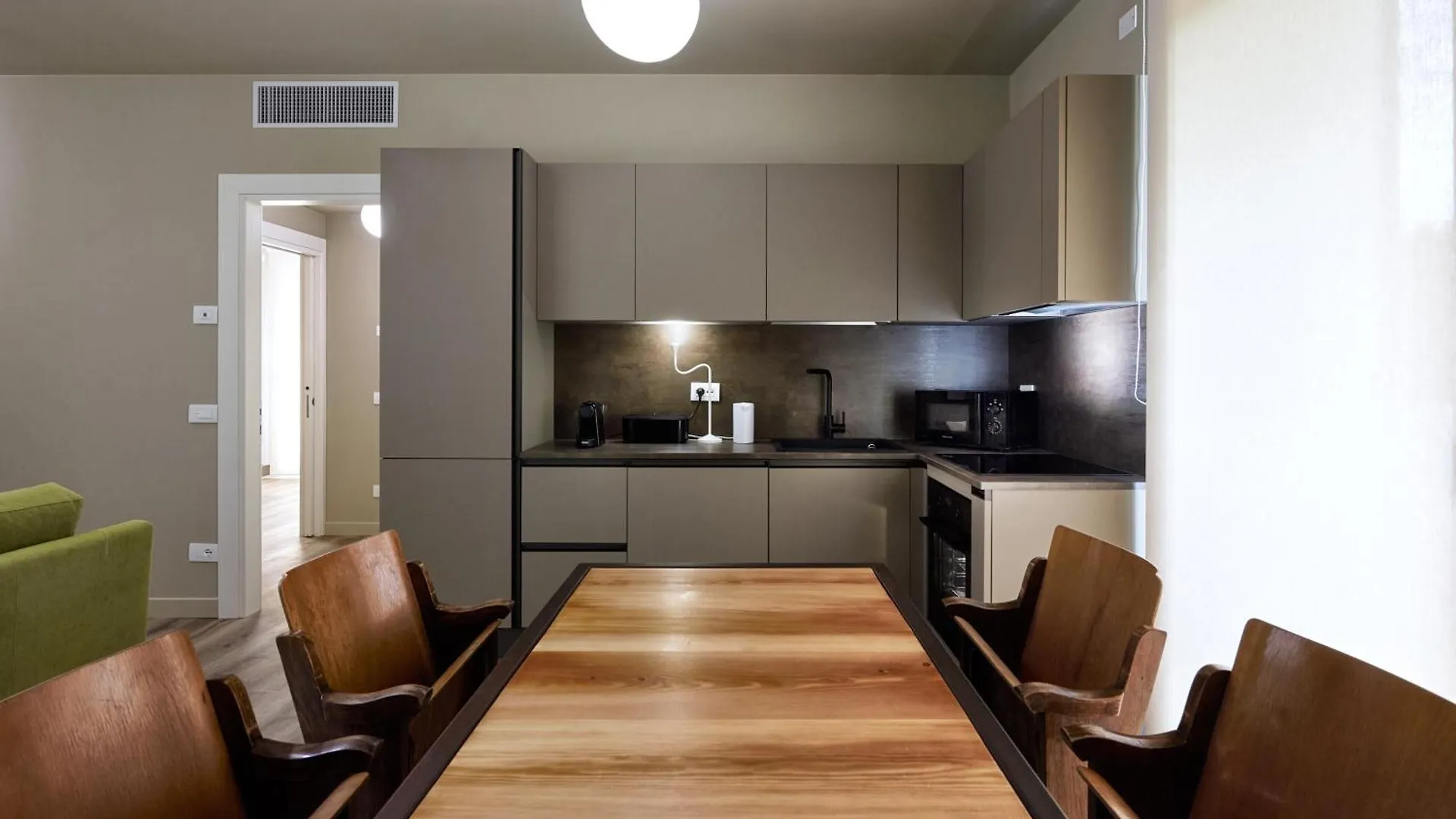 The School Venice, Boutique Loft Венеция