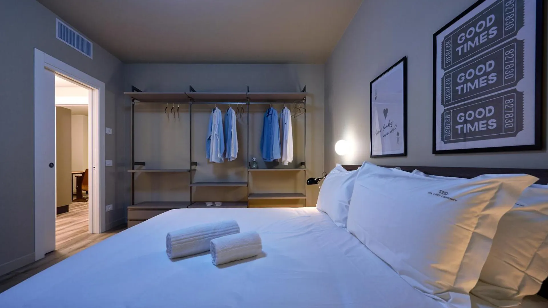 The School Venice, Boutique Loft Italien
